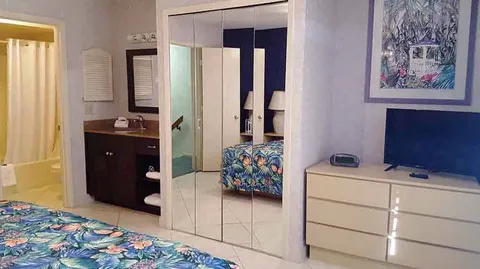 Townhouse master bedroom